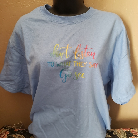 Go See T-Shirt - Picture 2 of 4